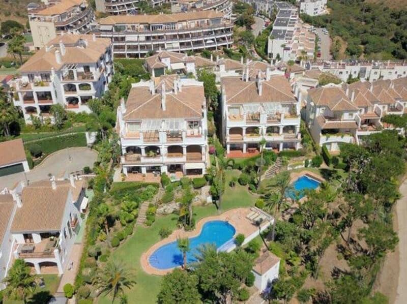 2 soverom Penthouse til salgs i Mijas Costa med garasje - € 469 000 (Ref: 9643636)