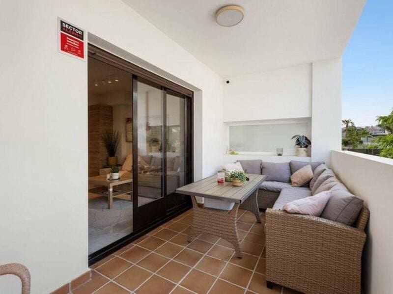 Casa de 3 habitaciones en Riviera del Sol en alquiler con piscina garaje - 3.500 € (Ref: 9646737)