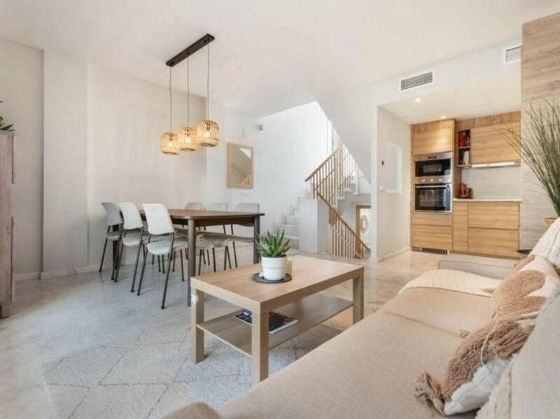 4 camera da letto Casa da affittare in Riviera del Sol con piscina garage - 3.500 € (Rif: 9646737)