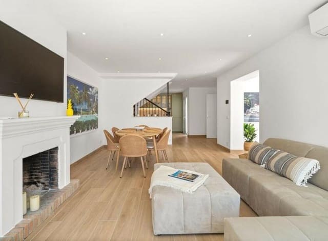 4 chambre Maison de Ville à vendre à Los Angeles, Marbella avec garage - 1 155 000 € (Ref: 9646738)