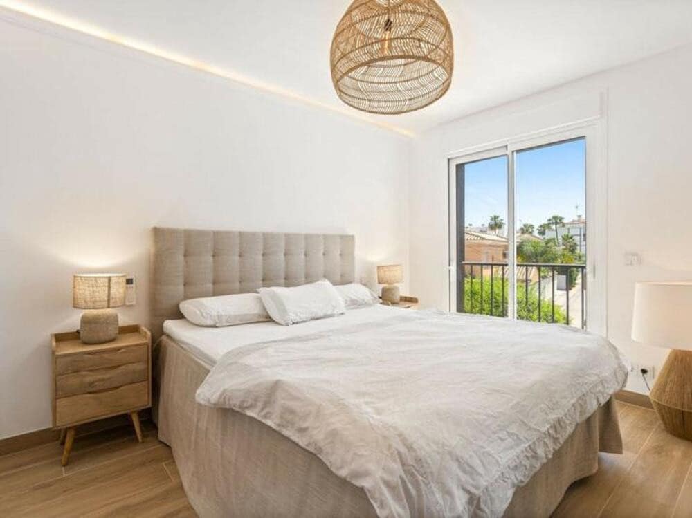 4 chambre Maison de Ville à vendre à Los Angeles avec garage - 1 155 000 € (Ref: 9646738)