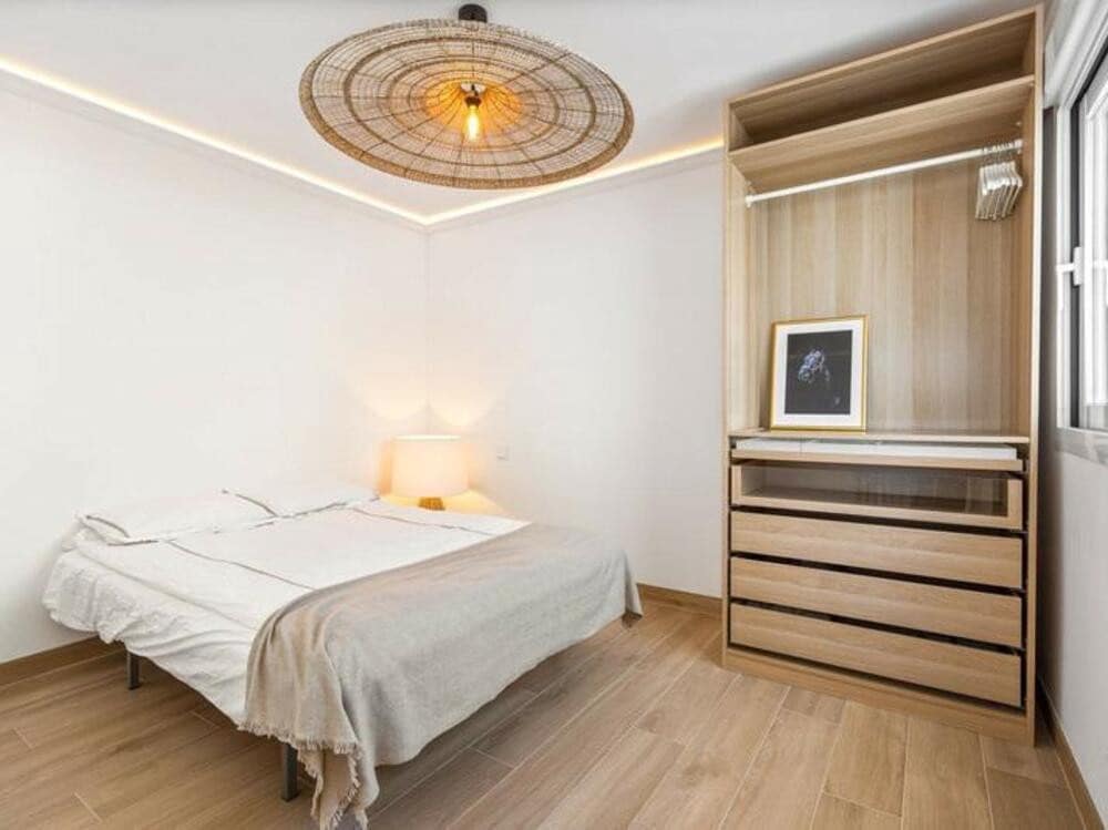 4 soverom Hus til salgs i Los Angeles med garasje - € 1 120 000 (Ref: 9646738)