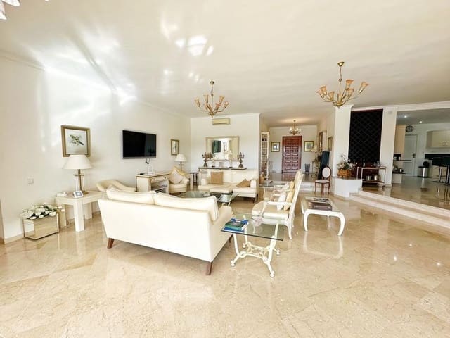 4 soveværelse Villa til salg i El Paraíso, Benahavís med swimmingpool garage - € 2.550.000 (Ref: 9651012)