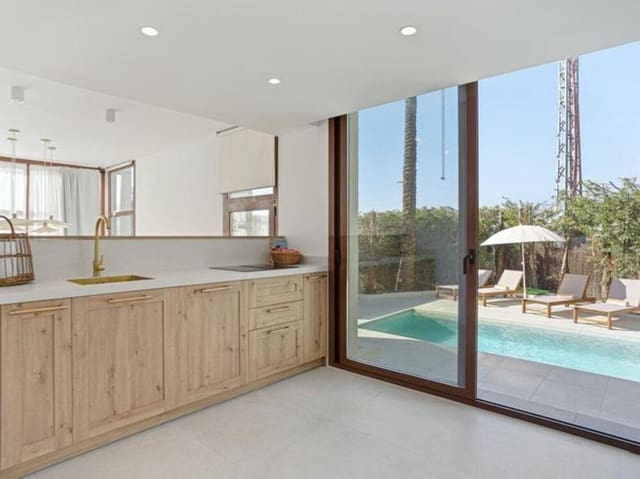 5 soverom Hus til salgs i Cancelada, Estepona med svømmebasseng garasje - € 849 000 (Ref: 9651014)