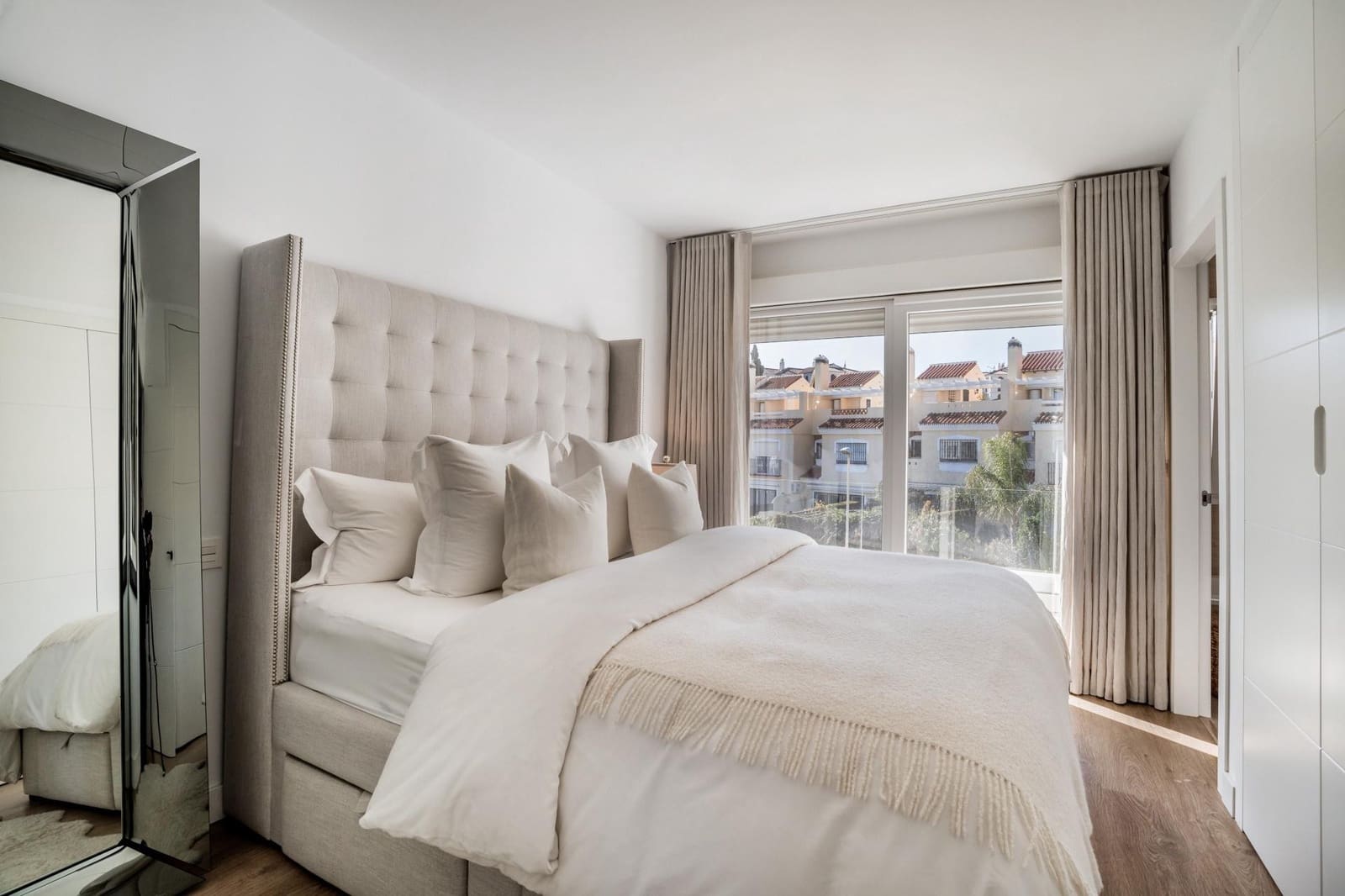 3 camera da letto Casa da affittare in Mijas Costa con piscina garage - 5.000 € (Rif: 9651015)