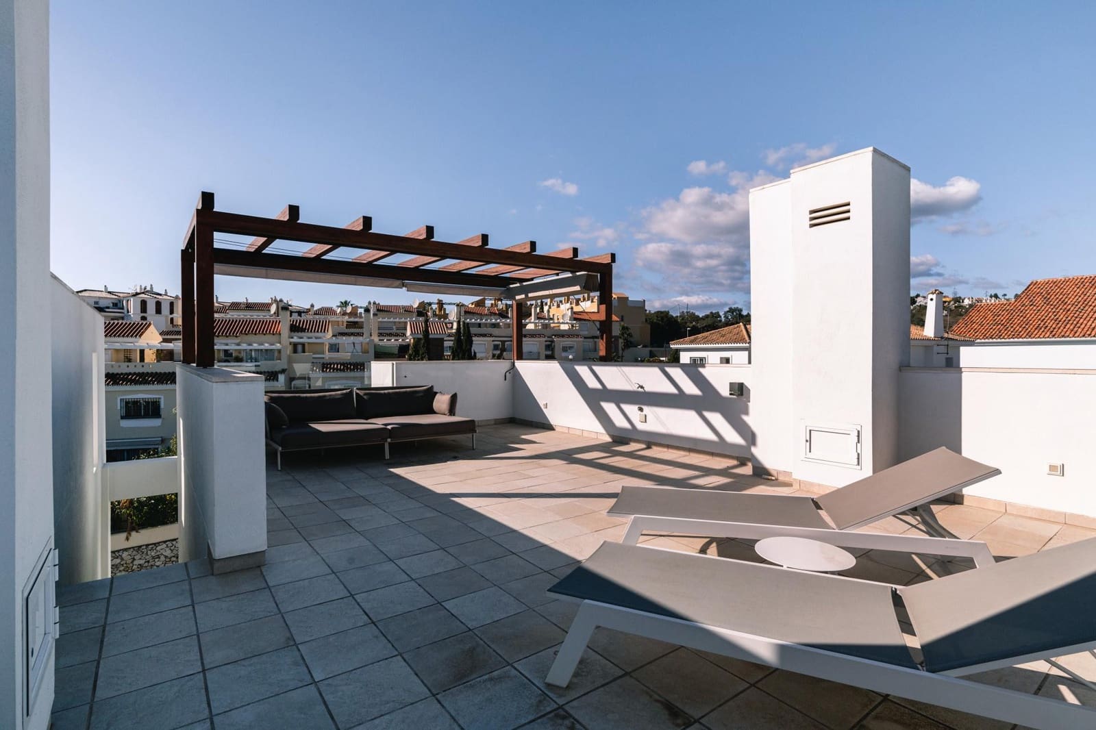 3 camera da letto Casa da affittare in Mijas Costa con piscina garage - 5.000 € (Rif: 9651015)