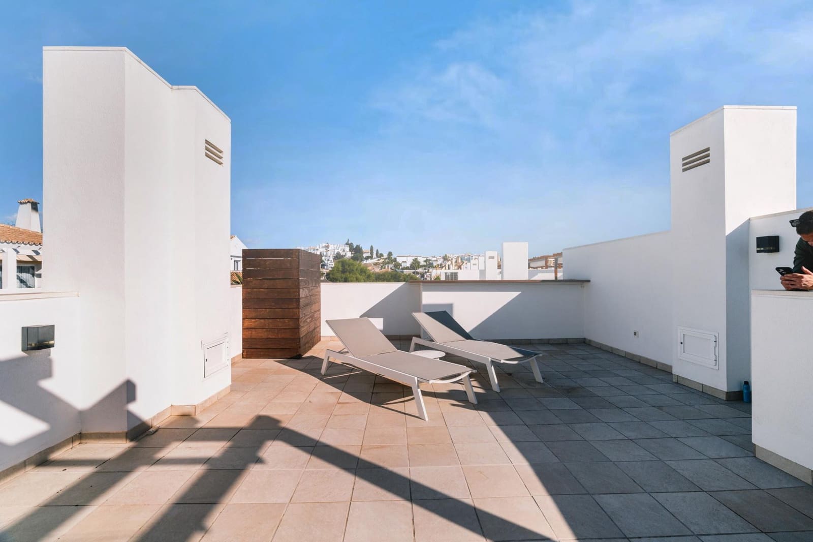 3 soveværelse Byhus til leje i Mijas Costa med swimmingpool garage - € 5.000 (Ref: 9651015)