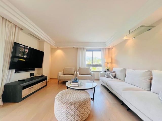 2 soveværelse Lejlighed til leje i La Carolina - Guadalpín, Marbella med swimmingpool garage - € 3.000 (Ref: 9651016)