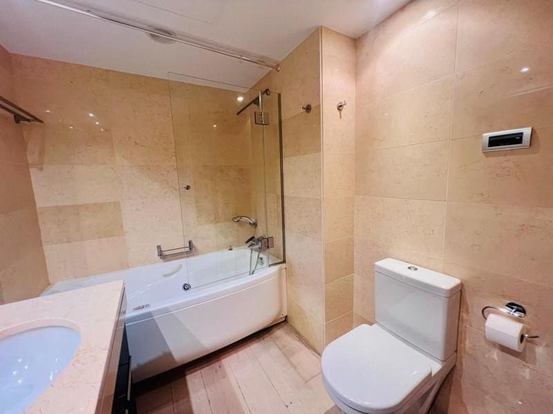 2 soveværelse Lejlighed til leje i Marbella med swimmingpool garage - € 3.000 (Ref: 9651016)