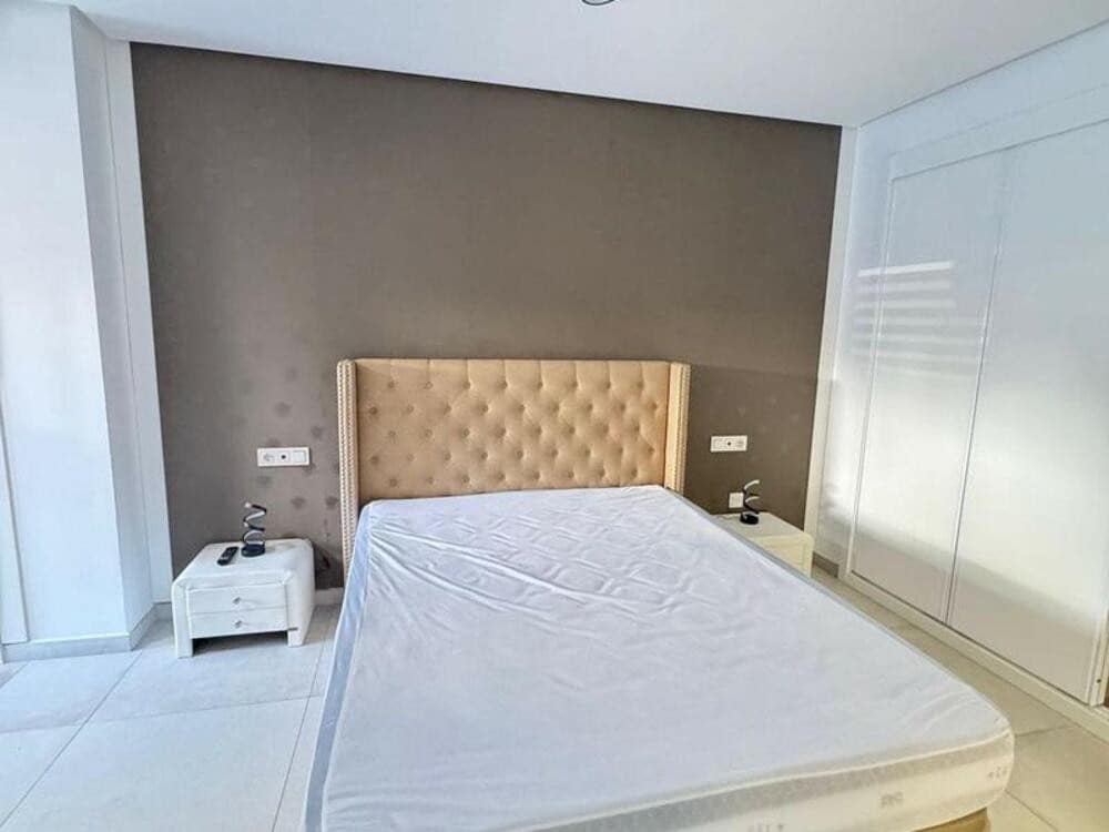 3 quarto Apartamento para venda em La Quinta com piscina garagem - 920 000 € (Ref: 9651017)