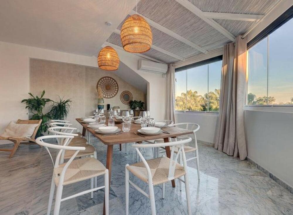 5 quarto Penthouse para venda em Marbella com piscina garagem - 860 000 € (Ref: 9654502)