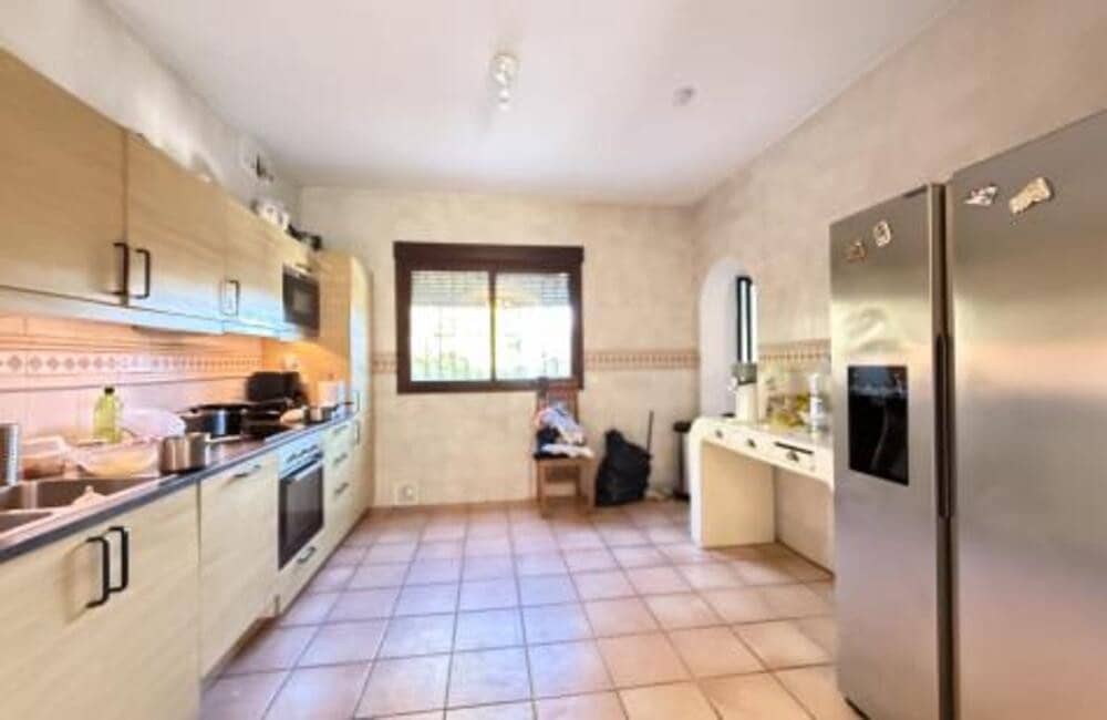 4 sypialnia Willa na sprzedaż w Guadalmina z basenem garażem - 1 650 000 € (Ref: 9654503)