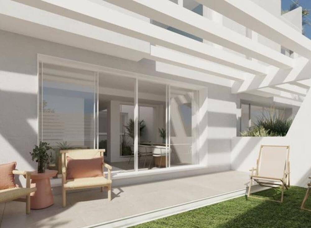 4 soverom Hus til salgs i Estepona med svømmebasseng garasje - € 730 000 (Ref: 9654504)