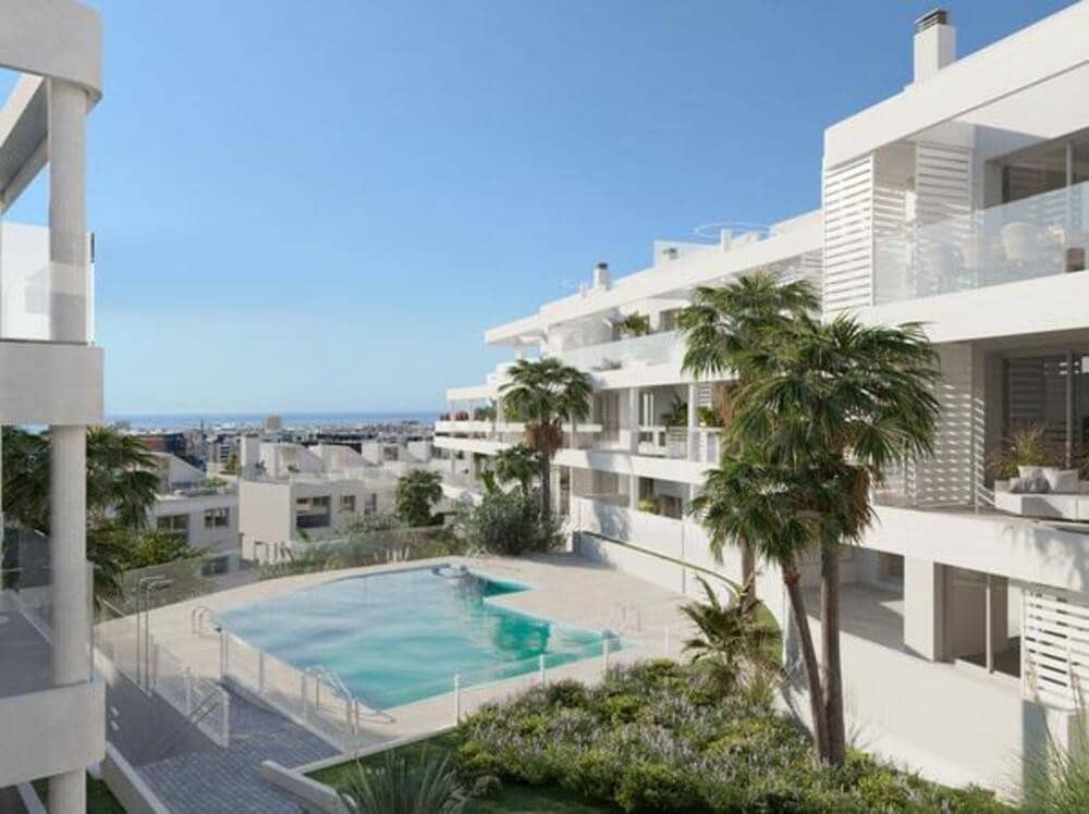 4 soverom Hus til salgs i Estepona med svømmebasseng garasje - € 730 000 (Ref: 9654504)