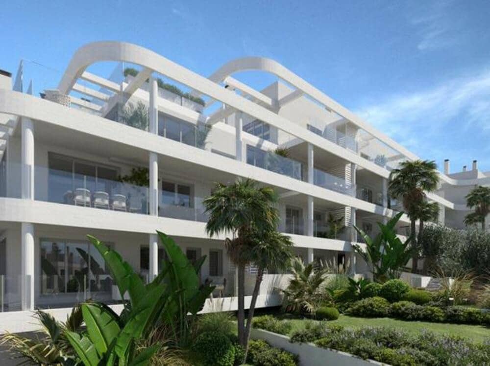 4 soverom Hus til salgs i Estepona med svømmebasseng garasje - € 730 000 (Ref: 9654504)