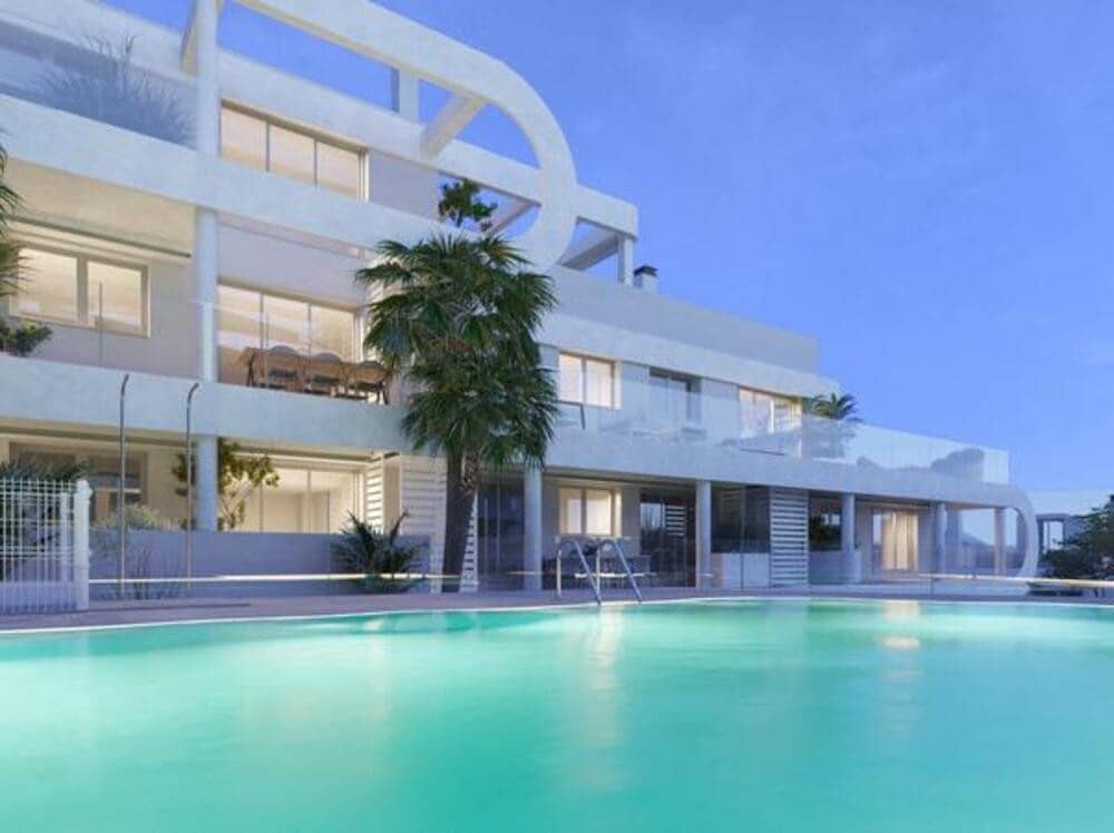 4 soverom Hus til salgs i Estepona med svømmebasseng garasje - € 730 000 (Ref: 9654504)