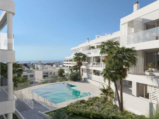 4 sypialnia Dom na sprzedaż w Centro, Estepona z basenem garażem - 730 000 € (Ref: 9654504)