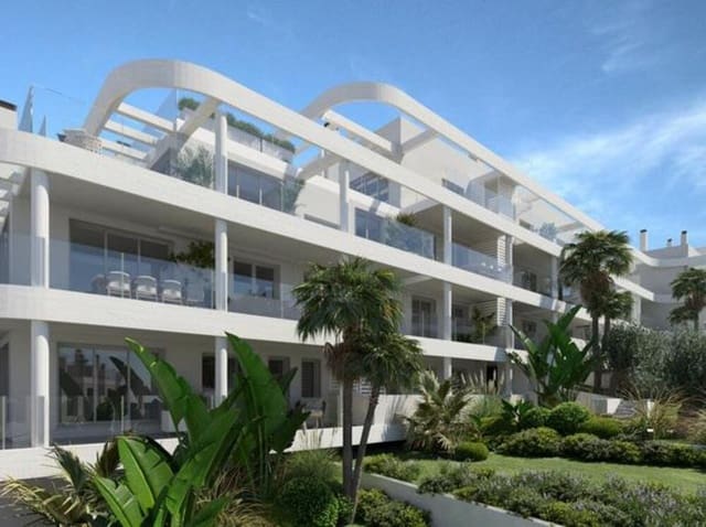 4 sypialnia Dom na sprzedaż w Centro, Estepona z basenem garażem - 730 000 € (Ref: 9654504)