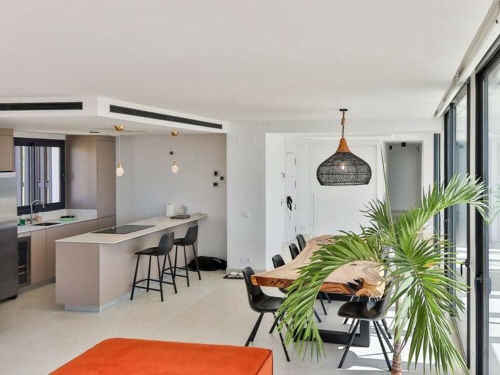Ático de 3 habitaciones en Fuengirola en alquiler con piscina garaje - 4.500 € (Ref: 9654506)
