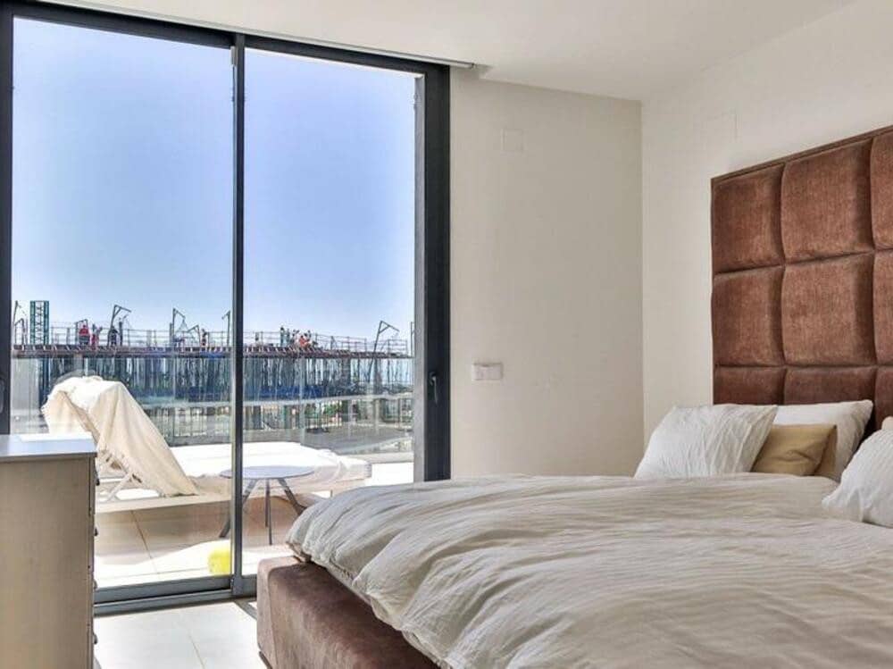 Ático de 3 habitaciones en Fuengirola en alquiler con piscina garaje - 4.500 € (Ref: 9654506)