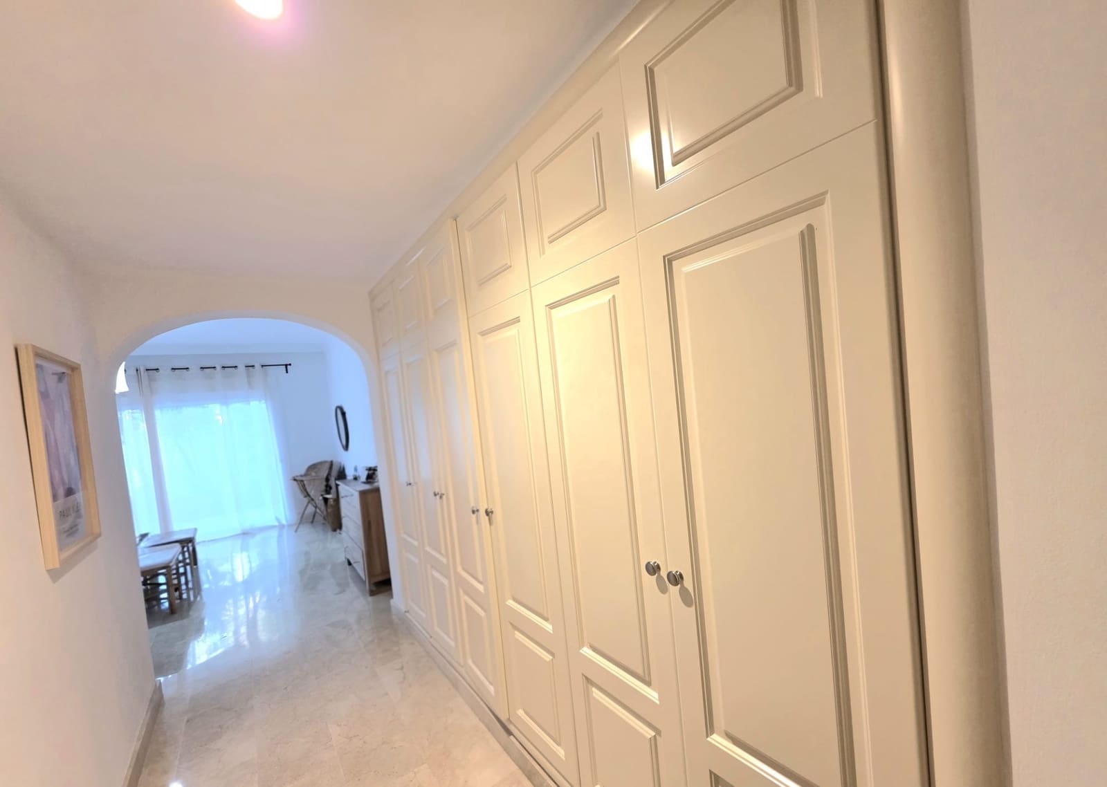 Apartamento de 2 habitaciones en Marbella en alquiler con garaje - 3.000 € (Ref: 9654507)