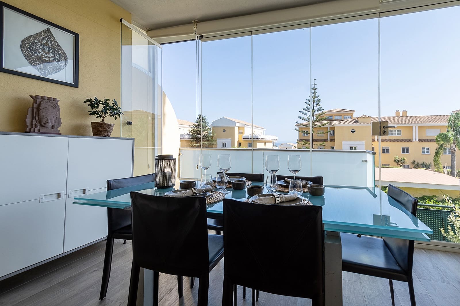 3 Zimmer Apartment zu vermieten in Marbella mit Pool Garage - 2.950 € (Ref: 9658139)
