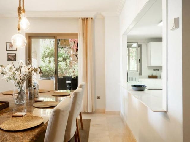 Apartamento de 3 habitaciones en Benahavís pueblo, Benahavís en venta con piscina garaje - 630.000 € (Ref: 9665705)