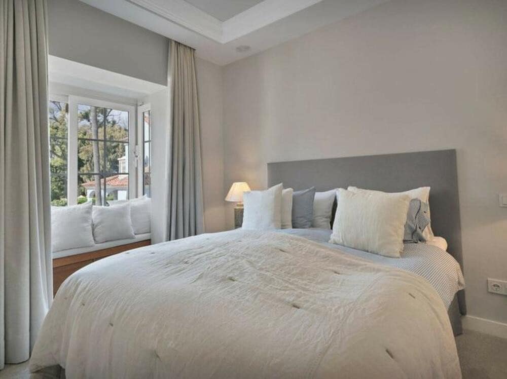 7 slaapkamer Villa te koop in Puerto Banus met zwembad garage - € 2.395.000 (Ref: 9669748)