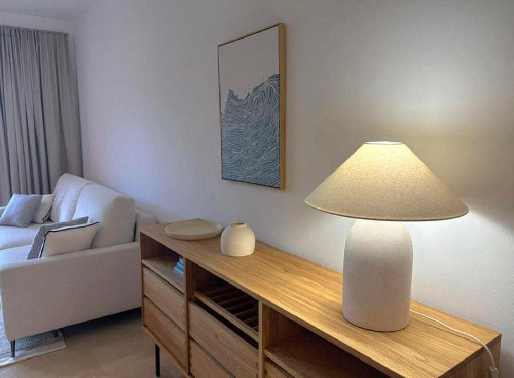 2 soverom Leilighet til leie i Estepona med svømmebasseng garasje - € 2 200 (Ref: 9669749)