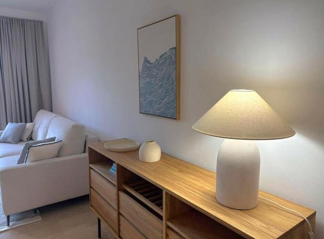 2 soverom Leilighet til leie i Guadalobón, Estepona med svømmebasseng garasje - € 2 200 (Ref: 9669749)