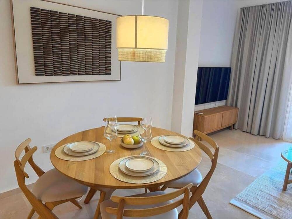 2 soverom Leilighet til leie i Estepona med svømmebasseng garasje - € 2 200 (Ref: 9669749)