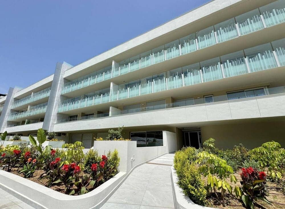 Commercial for sale in San Pedro de Alcantara - € 650,000 (Ref: 9669750)