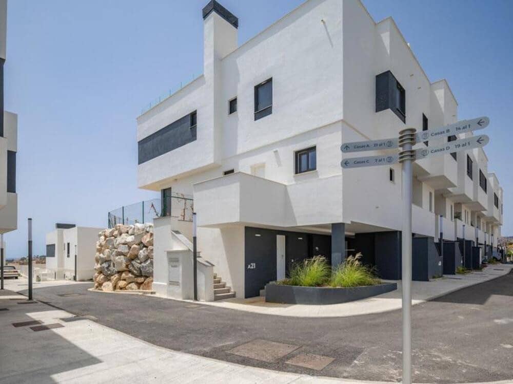 3 sovrum Lägenhet till salu i La Cala de Mijas med pool garage - 890 000 € (Ref: 9669754)