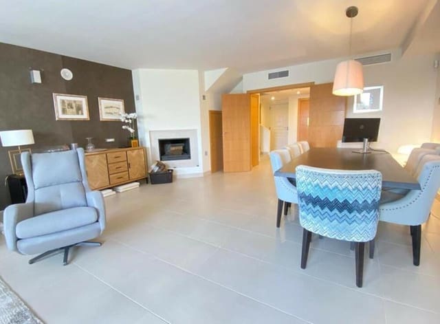 3 bedroom Townhouse for sale in El Paraiso, Estepona with pool garage - € 530,000 (Ref: 9673703)