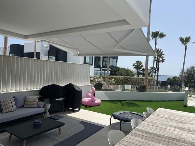 Casa de 4 habitaciones en Guadalobón, Estepona en alquiler con piscina garaje - 10.000 € (Ref: 9676624)