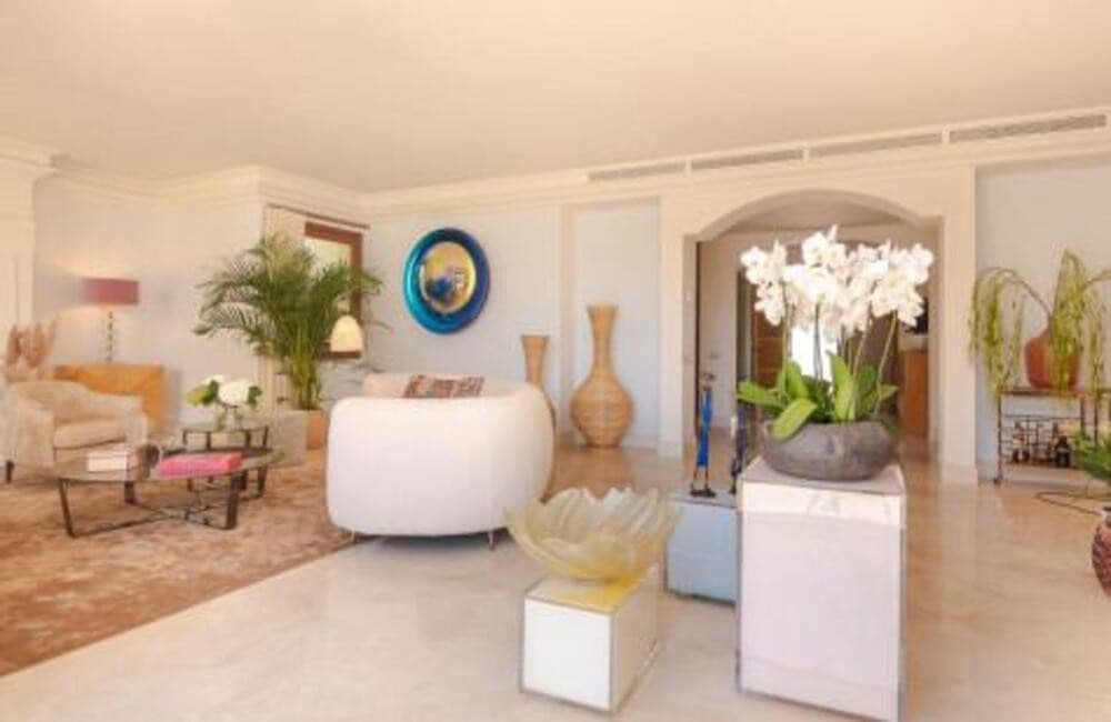 5 soverom Villa til leie i Marbella med svømmebasseng - € 16 000 (Ref: 9676627)