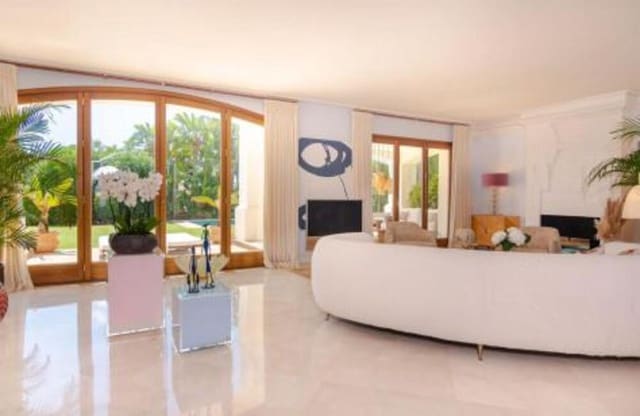 5 soverom Villa til leie i Sierra Blanca, Marbella med svømmebasseng - € 16 000 (Ref: 9676627)