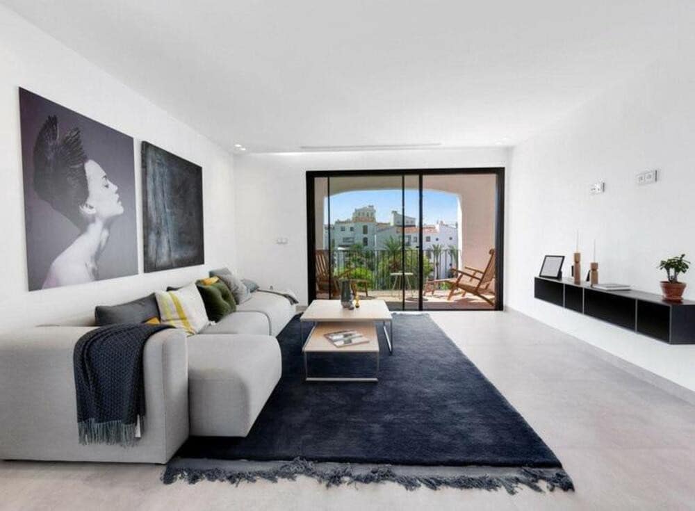3 bedroom Apartment for sale in Puerto Banus with pool garage - € 949,000 (Ref: 9676628)