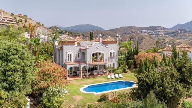 5 slaapkamer Villa te koop in La Quinta, Benahavís met garage - € 2.750.000 (Ref: 9676629)