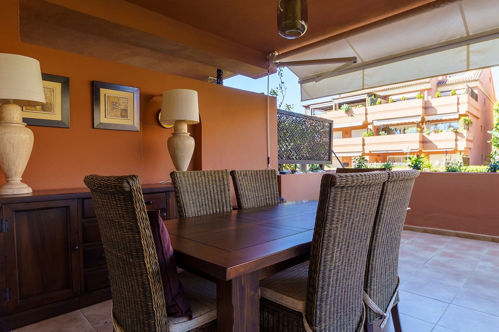 2 soverom Leilighet til leie i Marbella med svømmebasseng garasje - € 6 000 (Ref: 9676631)