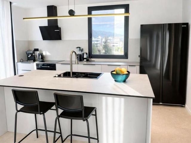2 slaapkamer Villa te huur in Nueva Andalucía Centro, Marbella met zwembad garage - € 15.000 (Ref: 9679363)