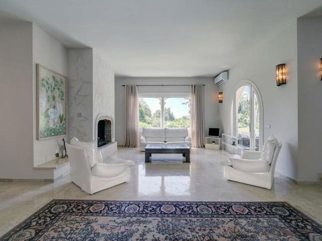 4 camera da letto Villa da affittare in El Paraiso, Estepona con piscina garage - 8.500 € (Rif: 9679365)