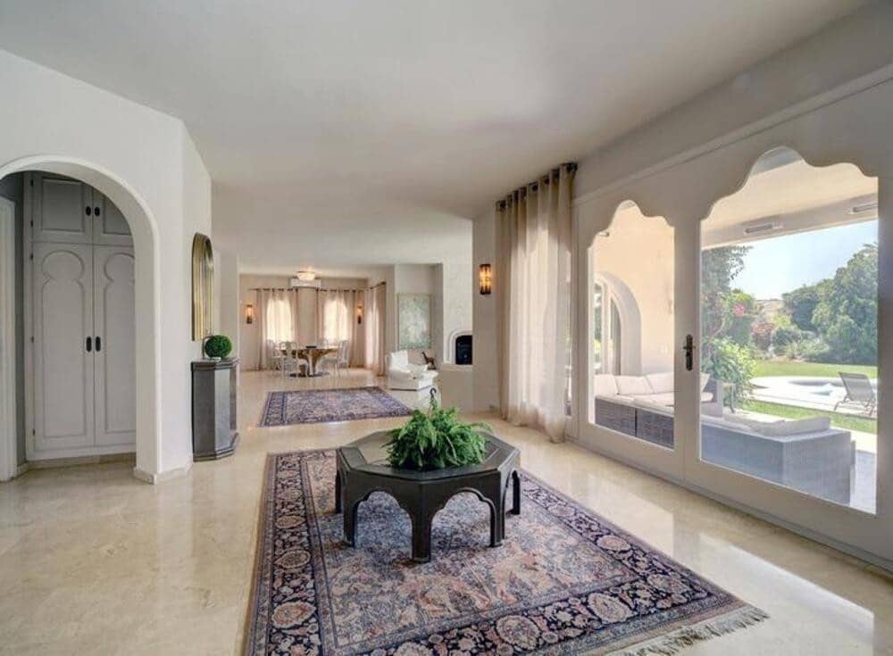 4 camera da letto Villa da affittare in El Paraiso con piscina garage - 8.500 € (Rif: 9679365)