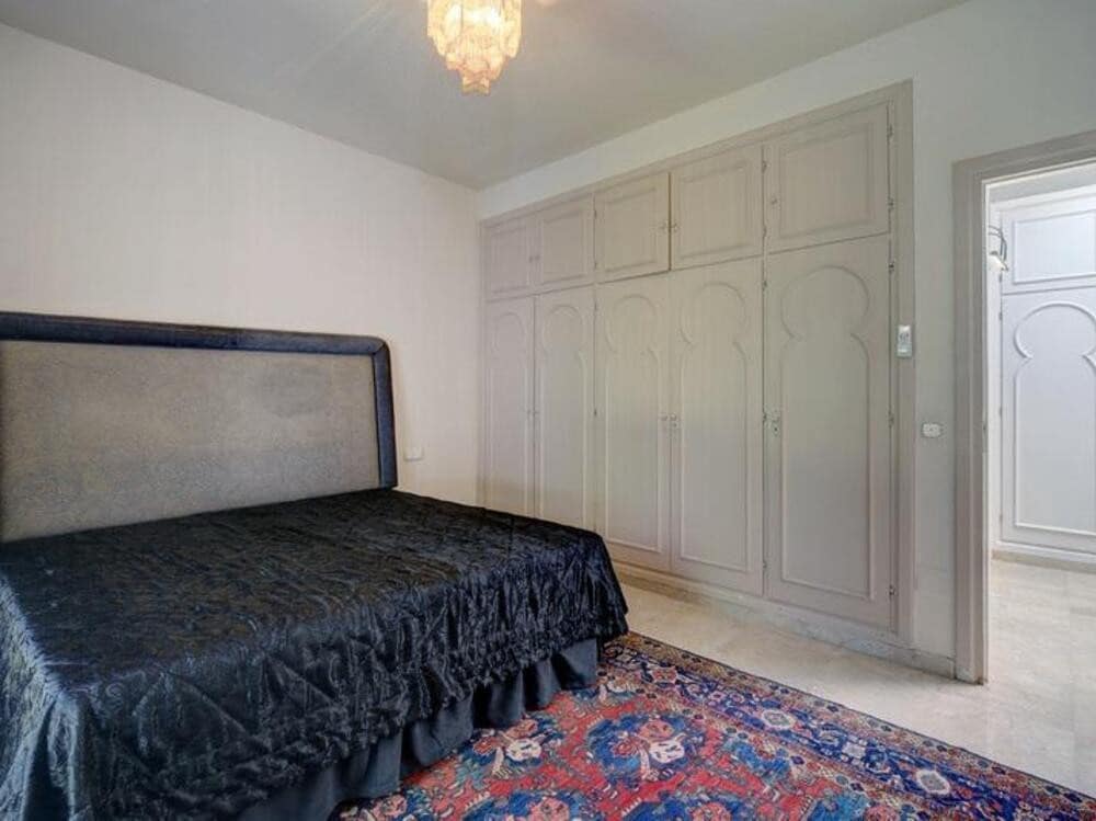 4 camera da letto Villa da affittare in El Paraiso con piscina garage - 8.500 € (Rif: 9679365)