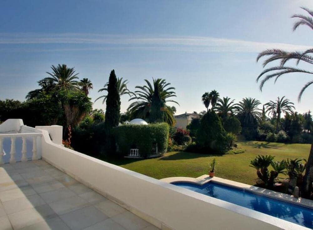 4 camera da letto Villa da affittare in El Paraiso con piscina garage - 8.500 € (Rif: 9679365)