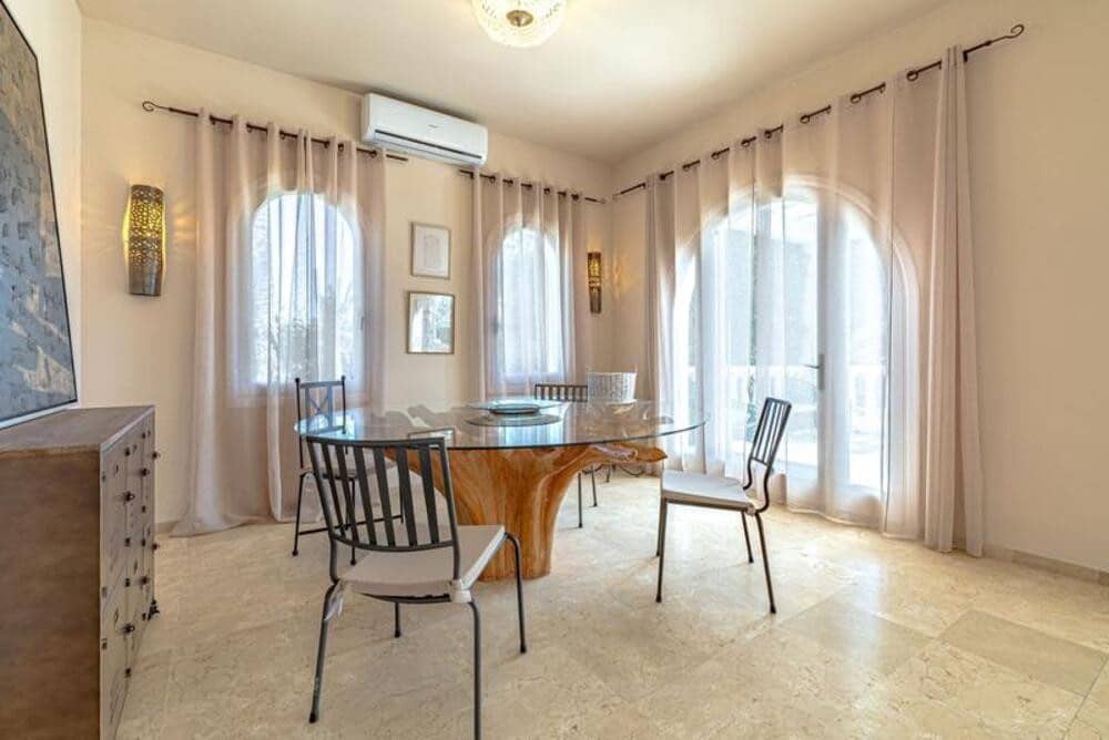 4 slaapkamer Villa te huur in El Paraiso met zwembad garage - € 8.500 (Ref: 9679365)