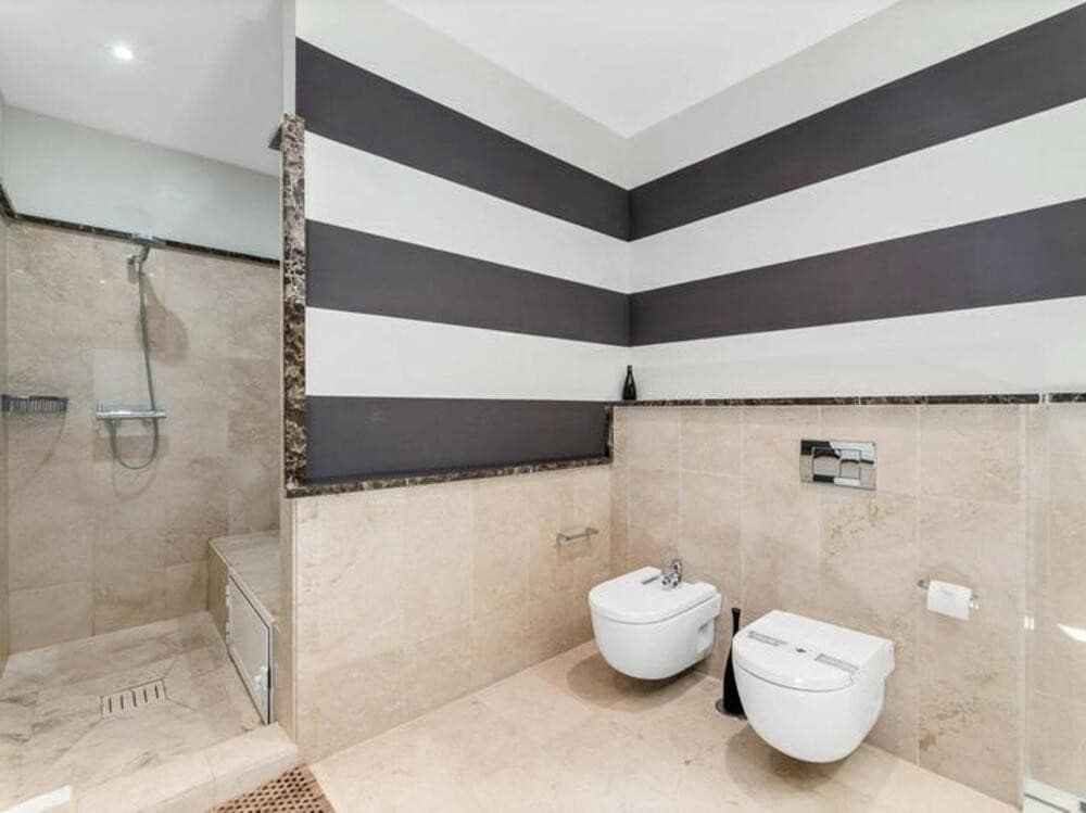 4 quarto Moradia para arrendar em Benahavis com piscina garagem - 8 400 € (Ref: 9685886)