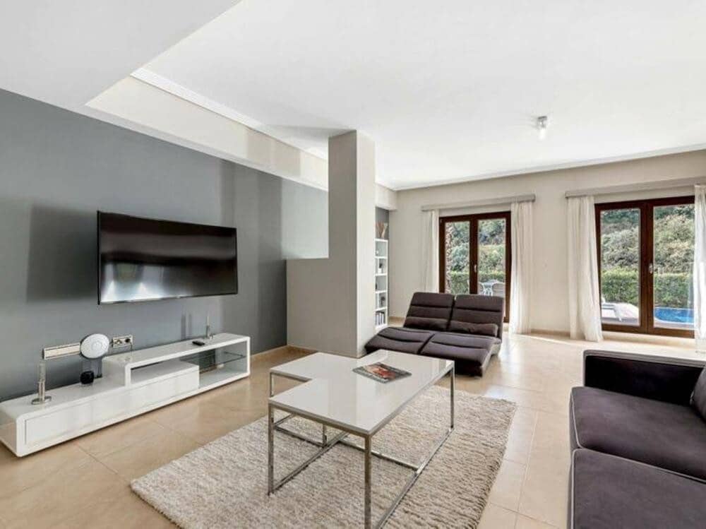 4 soverom Villa til leie i Benahavis med svømmebasseng garasje - € 7 750 (Ref: 9685886)