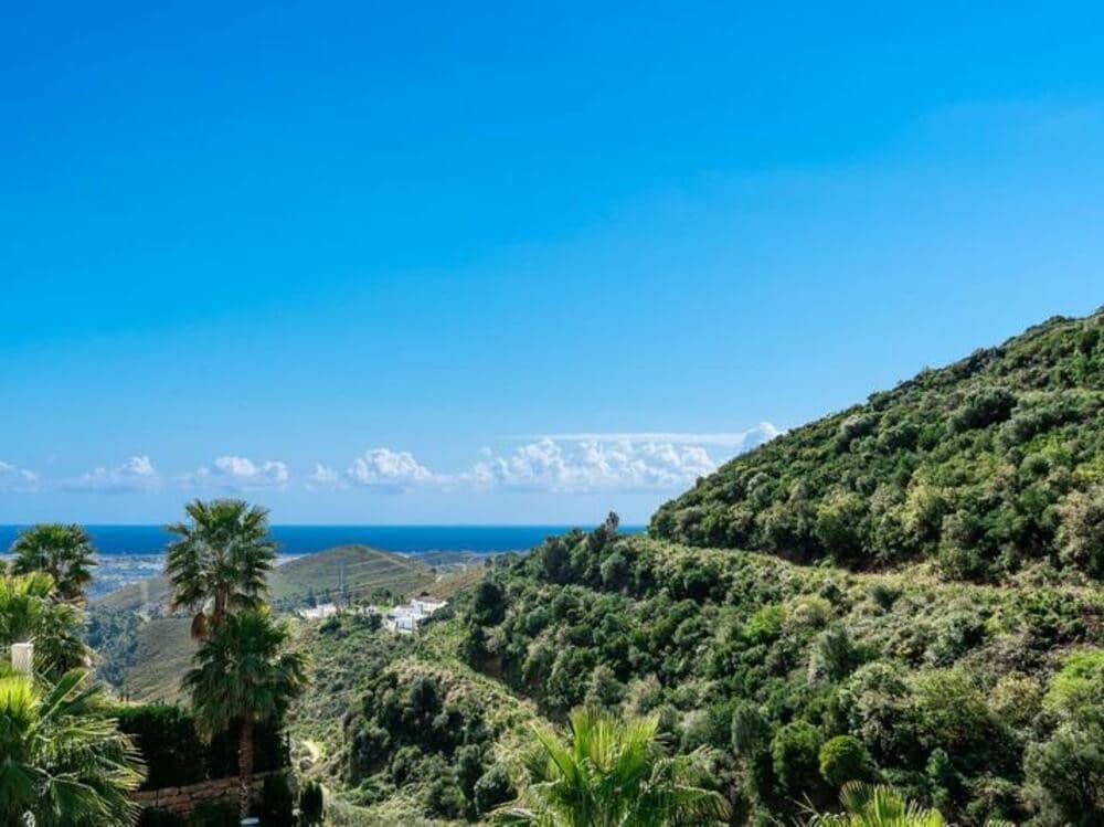 4 soverom Villa til leie i Benahavis med svømmebasseng garasje - € 7 750 (Ref: 9685886)