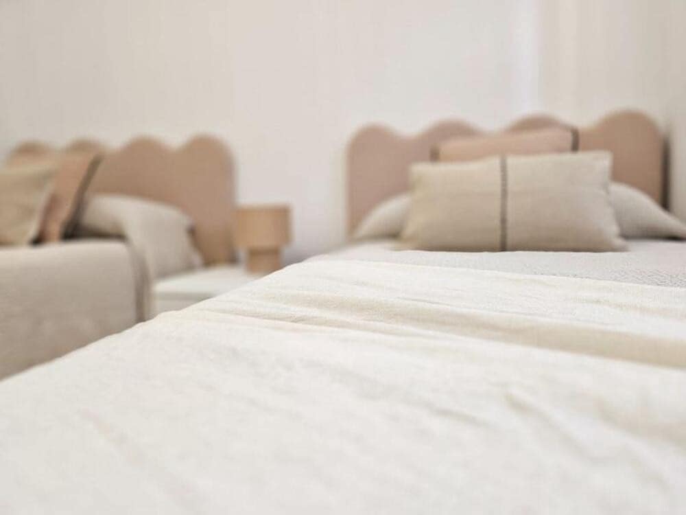 Appartement de 2 chambres à louer à Benahavis avec piscine garage - 2 500 € (Ref: 9685887)